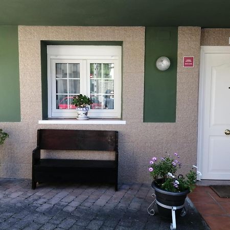 Vegalmar Lägenhet Limpias Exteriör bild